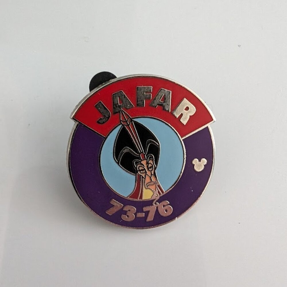 Disney Hidden Mickey MK Villains Parking Lot Jar Pin 2013